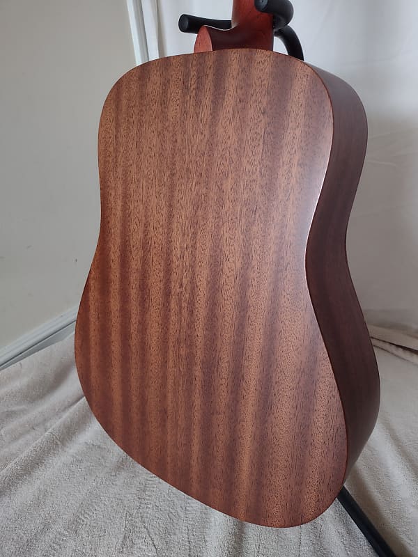 Martin Custom D Classic Mahogany Dreadnought Natural Reverb