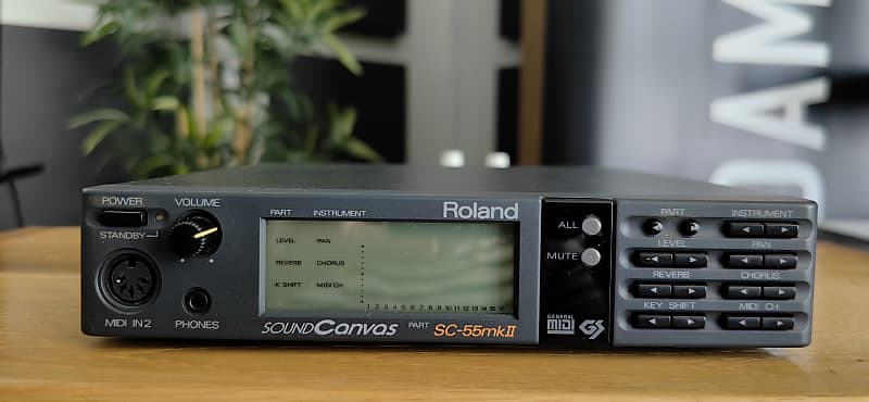 Roland SC-55 mk2 - MIDI Sound Generator | Reverb The Netherlands