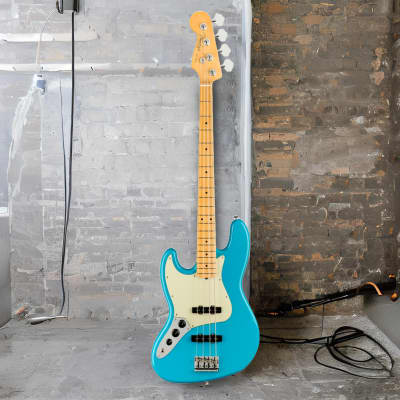 Fender American Professional II 4-String Jazz Bass (Left-Hand, Maple Fingerboard, Miami Blue) image 8