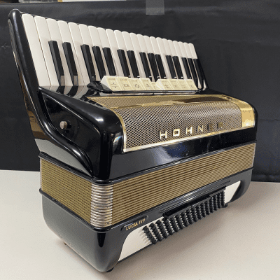Hohner Lucia IV P Accordion ~Late 1950s Black/Gold image 4