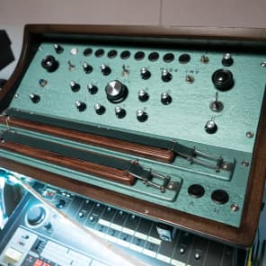 Immagine Swarmatron One of a Kind synthesizer Owned by Alessandro Cortini - 1