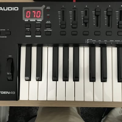 M-Audio Oxygen 49 MKIV MIDI Keyboard Controller 2016 - 2020 - Black