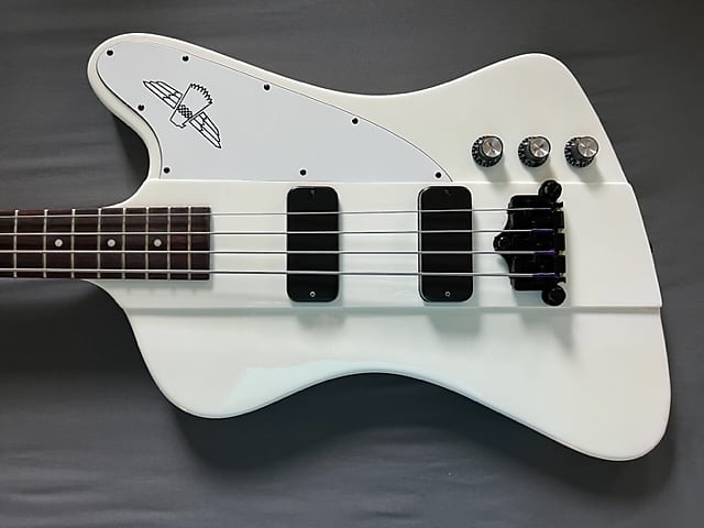 新着商品 美品 Epiphone Thunderbird Classic IV PRO ベース - www