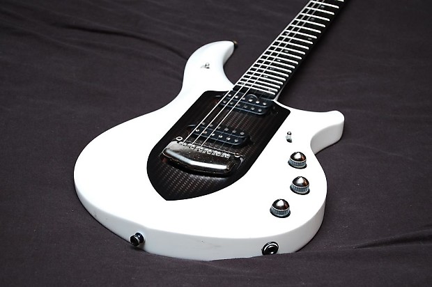 Music man majesty clearance white