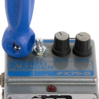 MusicNomad The Octopus 8 'n 1 Tech Tool image 8