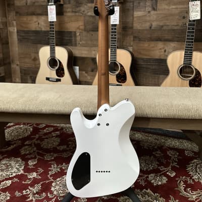 Balaguer Thicket Standard SS Gloss White Electric Guitar - with Balaguer Gig Bag image 6