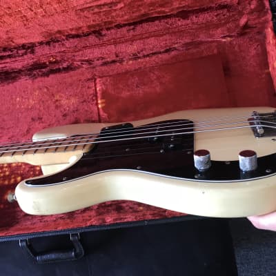 Fender Precision Bass Lefty 1975 Yellow/White image 12