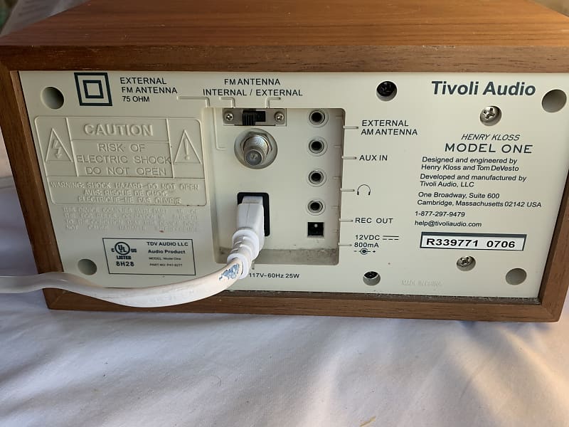 TIVOLI audio radio Model One by Henry outlets Kloss AM/FM AUX Rare RED