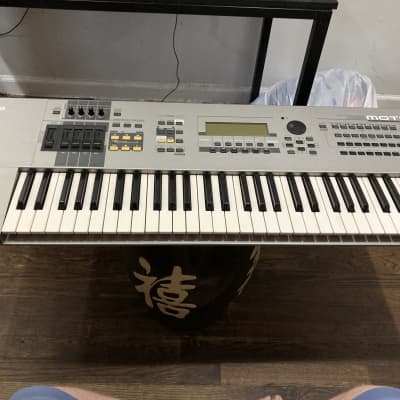 Yamaha Motif 6 Production Synthesizer 2000s - Gray