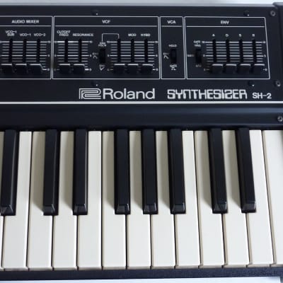 Roland SH2 - Serviced