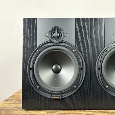 Boston Acoustics VR-M60 Lynnfield VR Series Speaker Pair - Black 