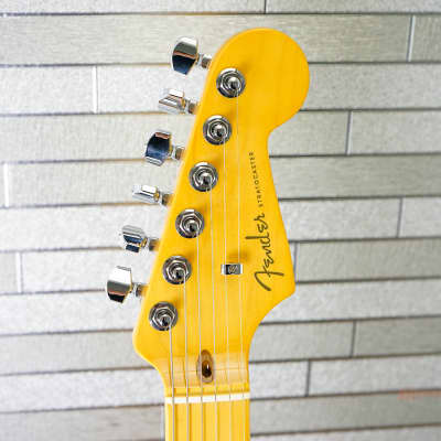 Fender American Ultra Stratocaster with Maple Fretboard - Ultraburst image 11