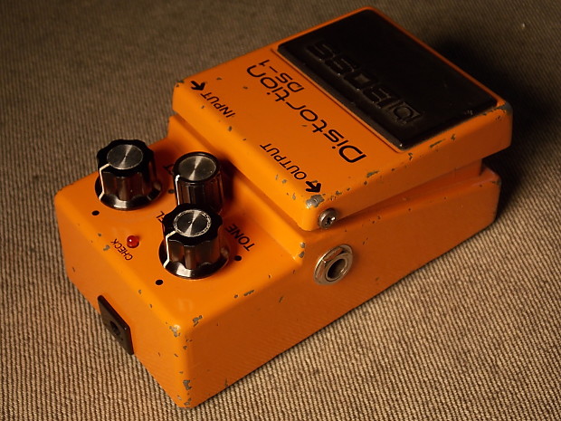 1979 BOSS DS-1 DISTORTION PEDAL LONG DASH TA7136AP CHIP