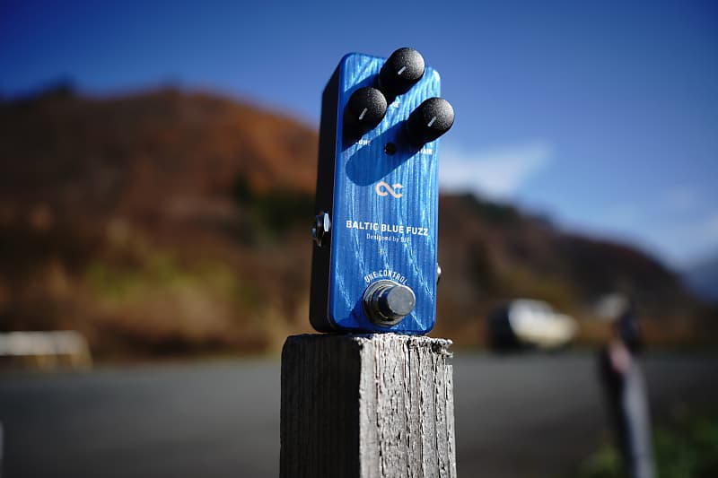 One Control BALTIC BLUE FUZZ | Reverb