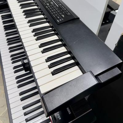 Roland XP10 + CASE RIGIDO