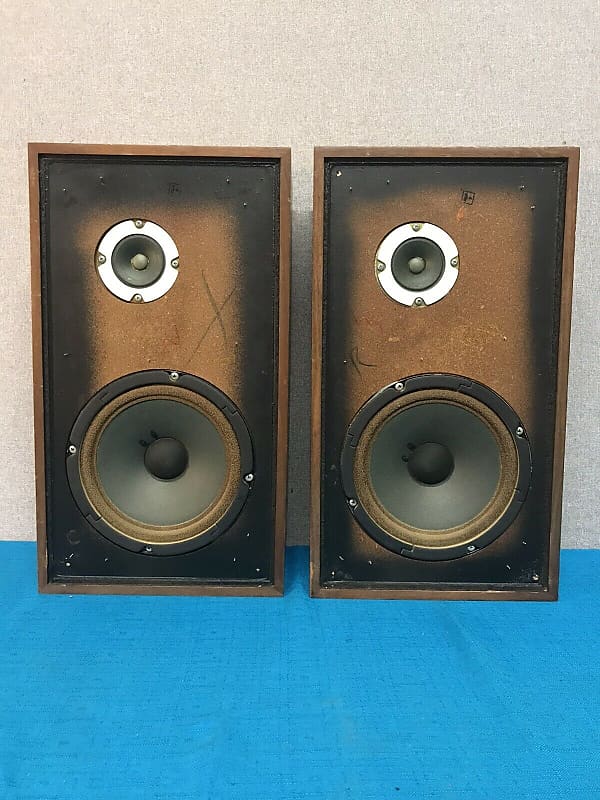 Vintage KLH Model Thirty Two 32 Speakers Set of 2 - Tested