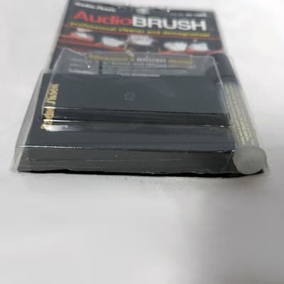 RADIO SHACK AUDIO Brush 44-1202 Pro Cleaner Demagnetizer Cassette Tape Cleaner image 3