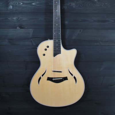 Taylor T5 Standard (Full Size T5) Natural Spruce Top - Authorized Online Dealer image 2