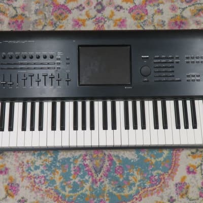 Korg Kronos 88 Workstation Keyboard (Cleveland, OH)
