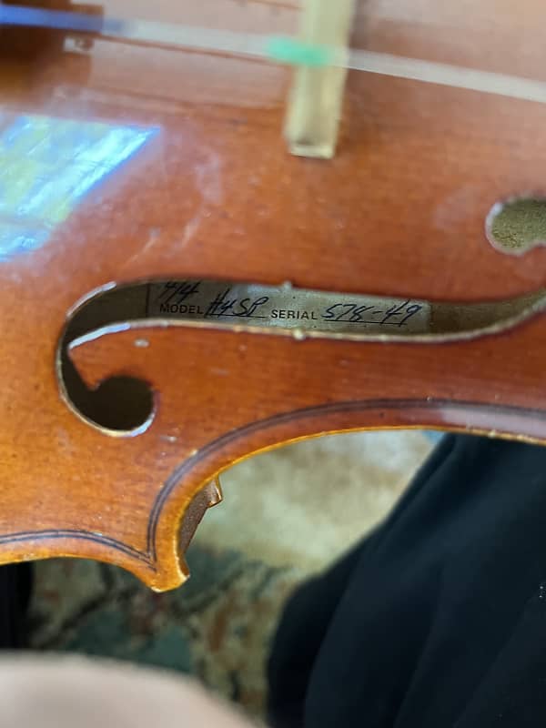 Hofner Violin, Golden Brown, 4/4 Size. Made in Germany