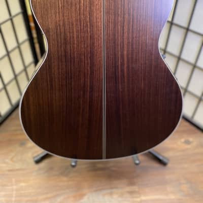 Walden  B-1e Baritone Acoustic Electric Guitar Rosewood Back and Sides and Spruce top 2021 Natural image 5