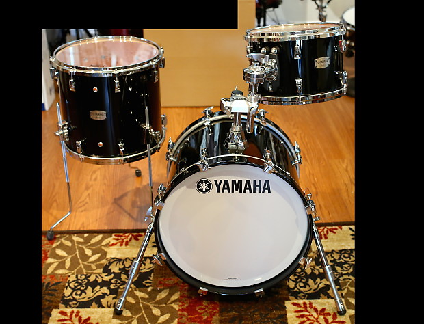 Yamaha absolute hybrid maple 18 bass drum top