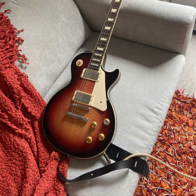 Gibson Les Paul Standard '60s 2021 - Present - Triburst image 14