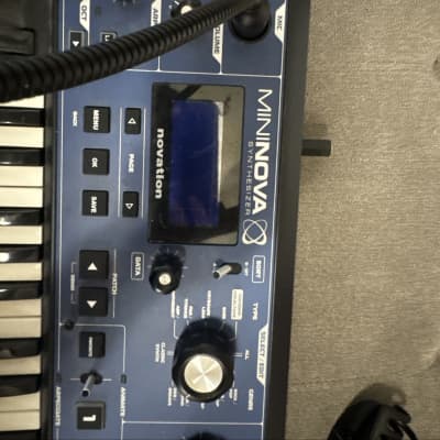 Novation Mininova 2019 - like new