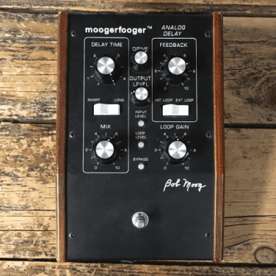 ギター moogerfooger ANALOG DELAY MF-104 Moog MF-104 Analog Delay | Vintage Synth Explorer