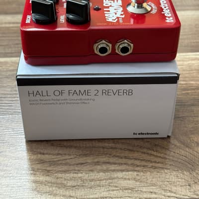 TC Electronic Hall of Fame Reverb 2011 - 2017 - Red image 2