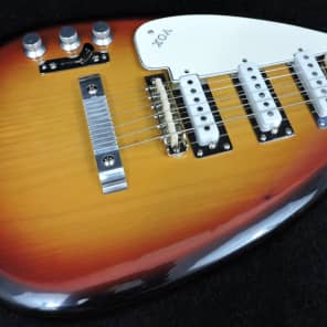 Left handed best sale vox guitar
