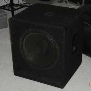 Harbinger subwoofer top