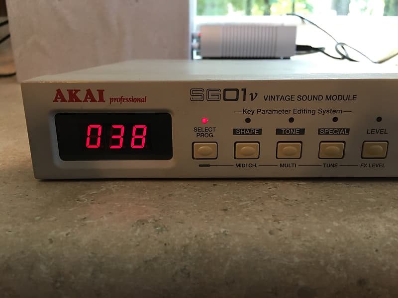 Akai SG01v Vintage Sound Module Rack Synthesizer