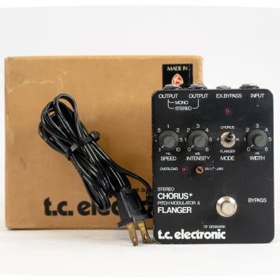 TC Electronic Stereo Chorus + Pitch Modulator & Flanger Effect Pedal with Box for sale