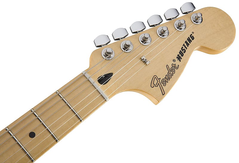 Fender Offset Series Mustang image 7