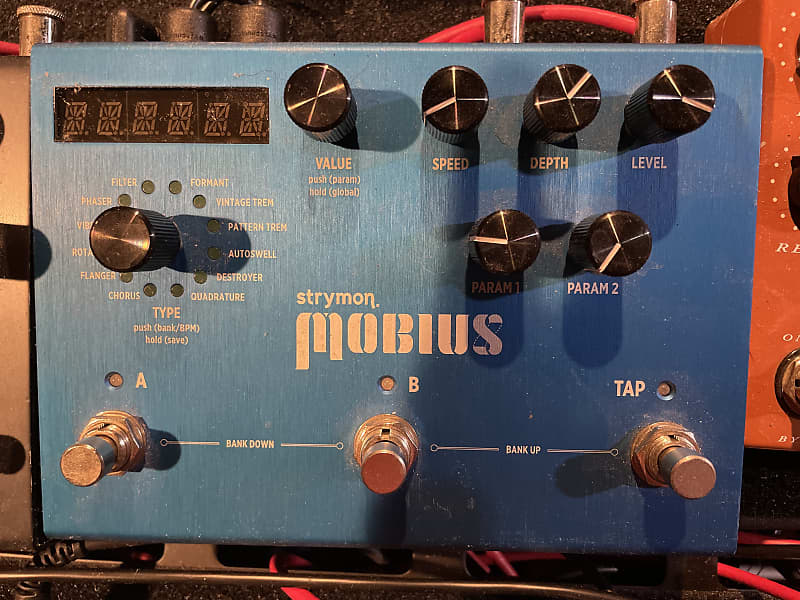 Strymon Mobius