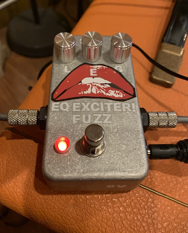 Red Rocket Music SRS eq exciter clone | Reverb