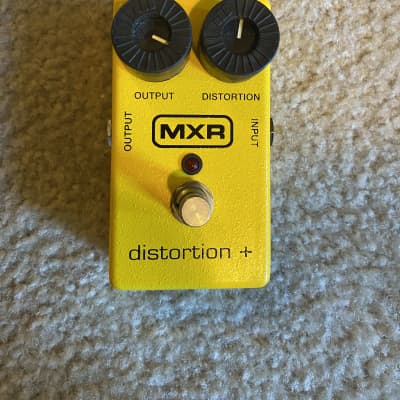 MXR M104 Distortion + | Reverb