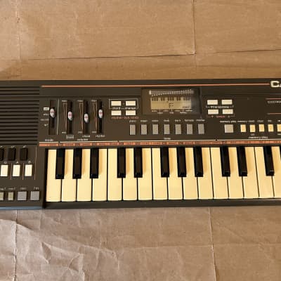 ☆専用☆【ジャンク品】CASIO PT-31 希少 ミニ電子キーボード 80