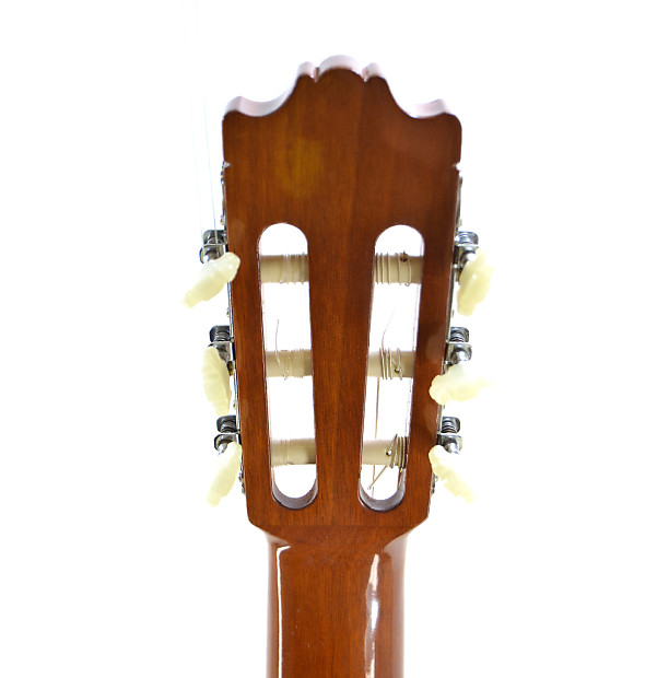 YAMAHA G-231 アコースティックギター ハードケース付き Yamaha G-231 Cedar Top Nylon String Classical Acoustic