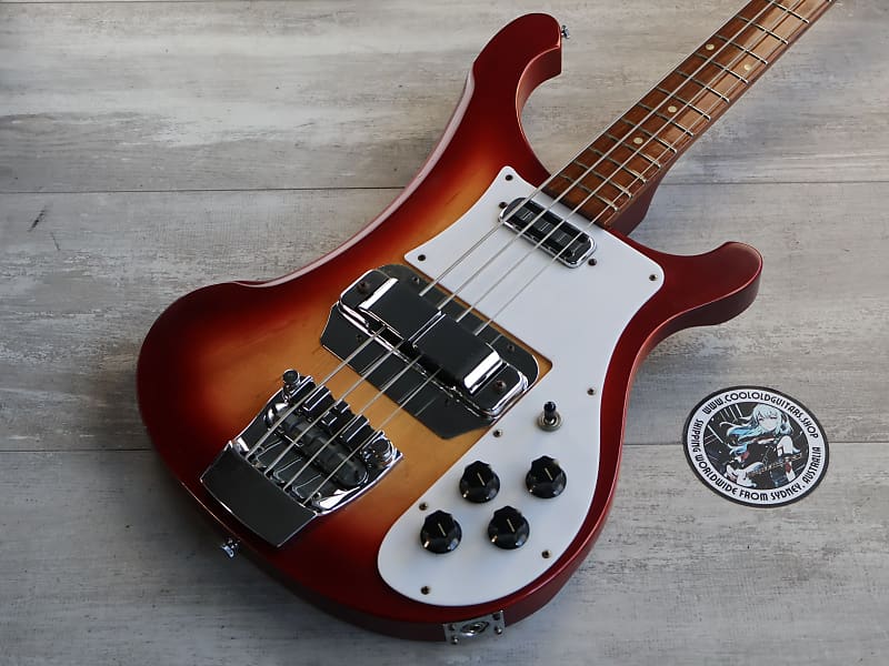 Rickenbacker 4001C64風リバースヘッドGreco RB800 Rickenbacker 4001C64風リバースヘッドGreco RB800 Rickenbacker