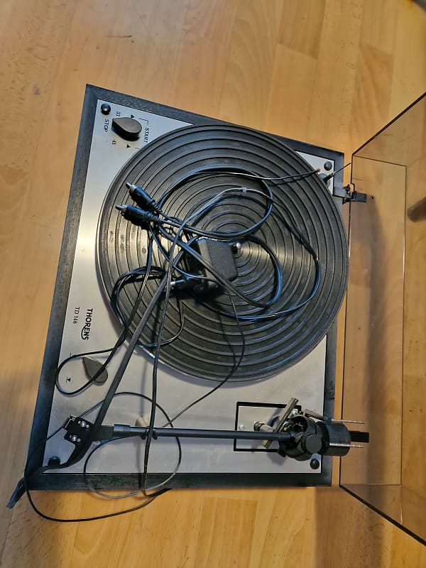 Thorens TD 146 2000-2002 - Schwarz  			