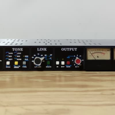 API 2500 Stereo Bus Compressor 2000 - 2019 (Full extended Warranty / Boxed) image 1