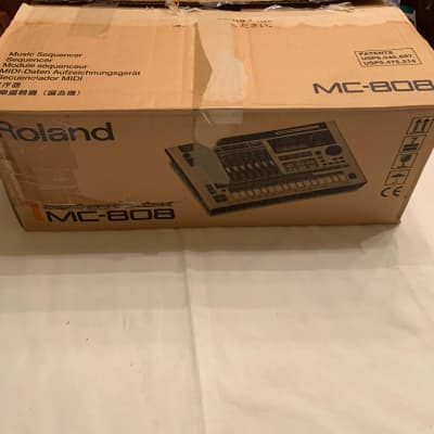 Roland MC-808 Groovebox 2010s - Silver