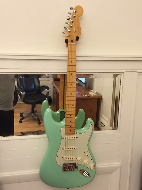 Fender 2015 American Deluxe Stratocaster ( V-Neck ) Surf Green image 1
