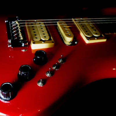 LADO Condor 1 1981 Crimson Red Burst. Very Rare. Only 100 made. Handmade. High Quality. Superb Play image 16