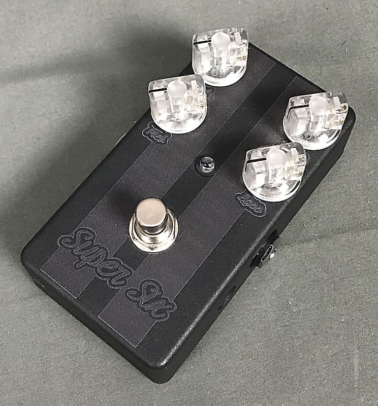 Lovepedal SUPER SIX GREY GHOST Flat Mids mod」 レビュー