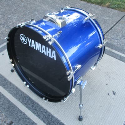 Yamaha 20 X 16 Bass Drum, Hardwood Shell, Evans EMad Head - Mint! image 5