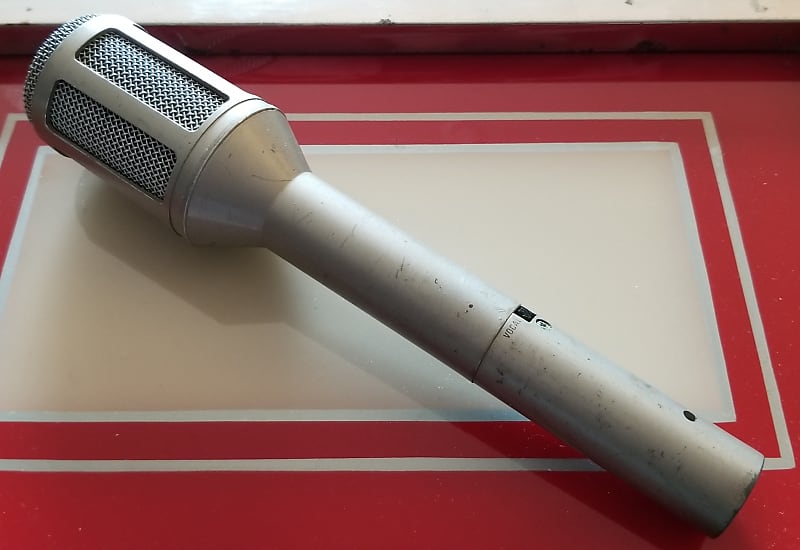 Realistic 33-922 Dynamic Cardioid Microphone 1980s Japan | Reverb