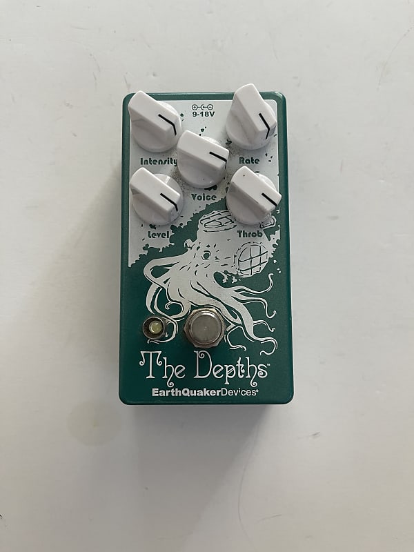 EarthQuaker Devices The Depths